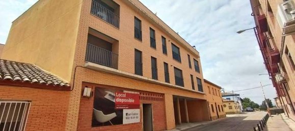 427m² Commercial property in Zaragoza, Spain No. 62897 3