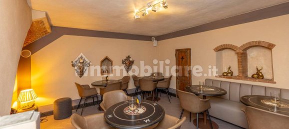 2 rooms Commercial property in Florence, Italy No. 38875 16