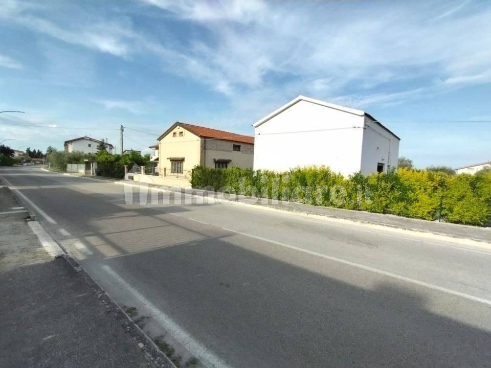 2 bedrooms Villa in Canosa Sannita, Italy No. 351218