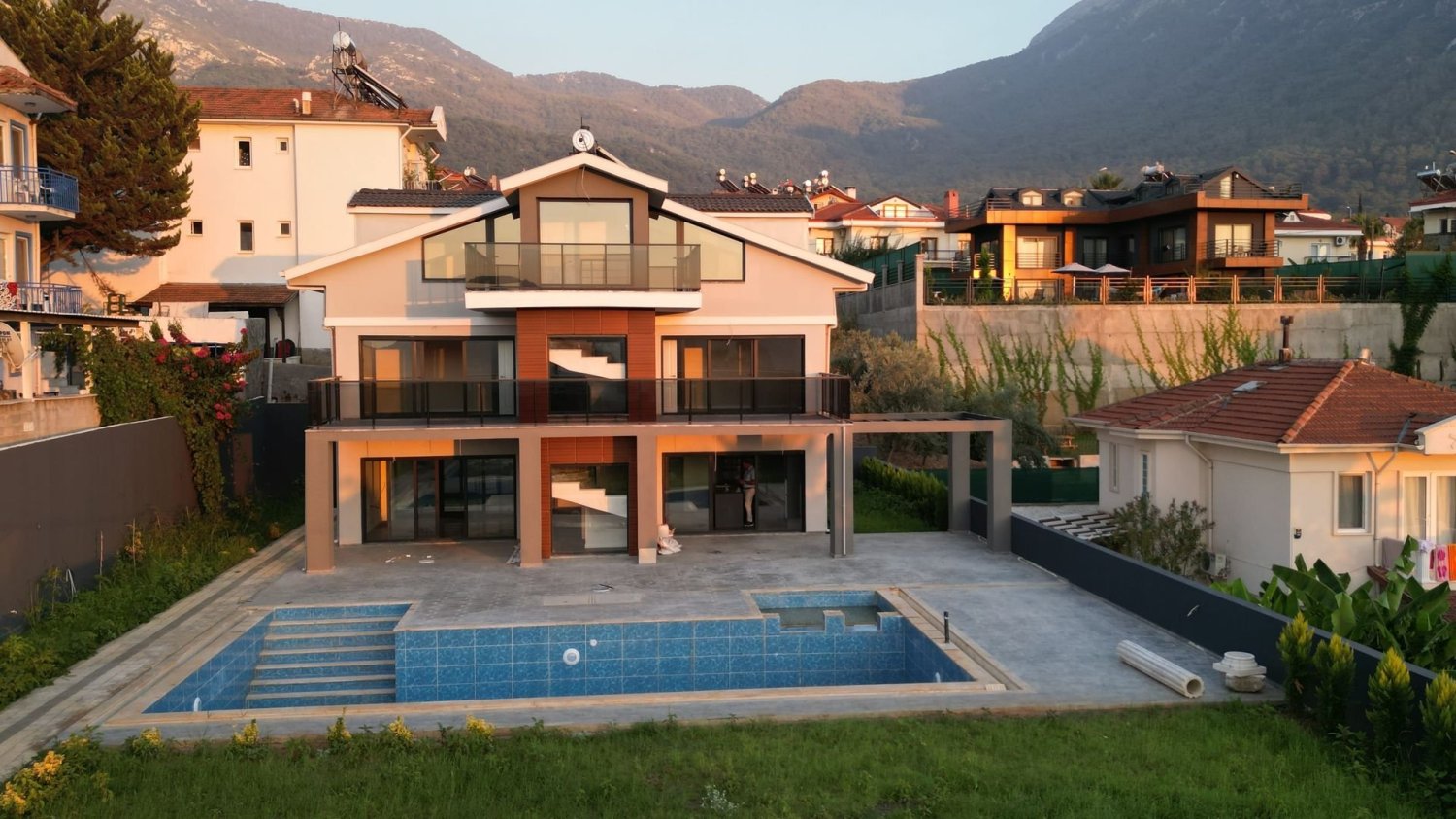 Villa 4+1 in Oludeniz, Turkey, Nr. 9169