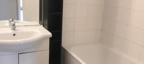 Квартира с 3 комнатами в Витри-ле-Реймс, Франция № 220134 4