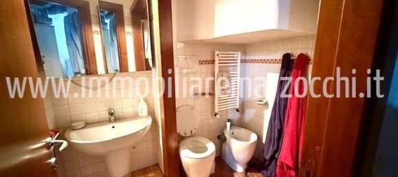 Квартира с 2 комнатами в Сиена, Италия № 203602 10