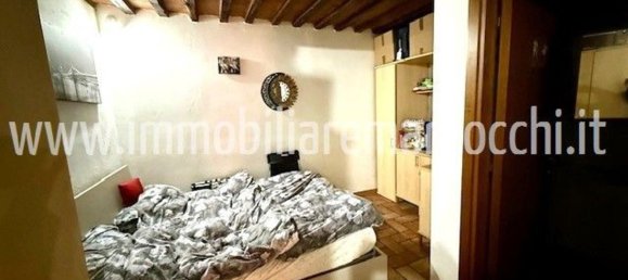 Квартира с 2 комнатами в Сиена, Италия № 203602 5