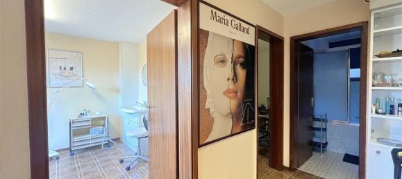 Moradia em banda de 6 divisões em Rhein-Neckar-Kreis, Germany N.º 82500 23