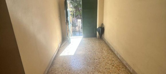 Квартира с 5 комнатами в Анцио, Италия № 203998 26