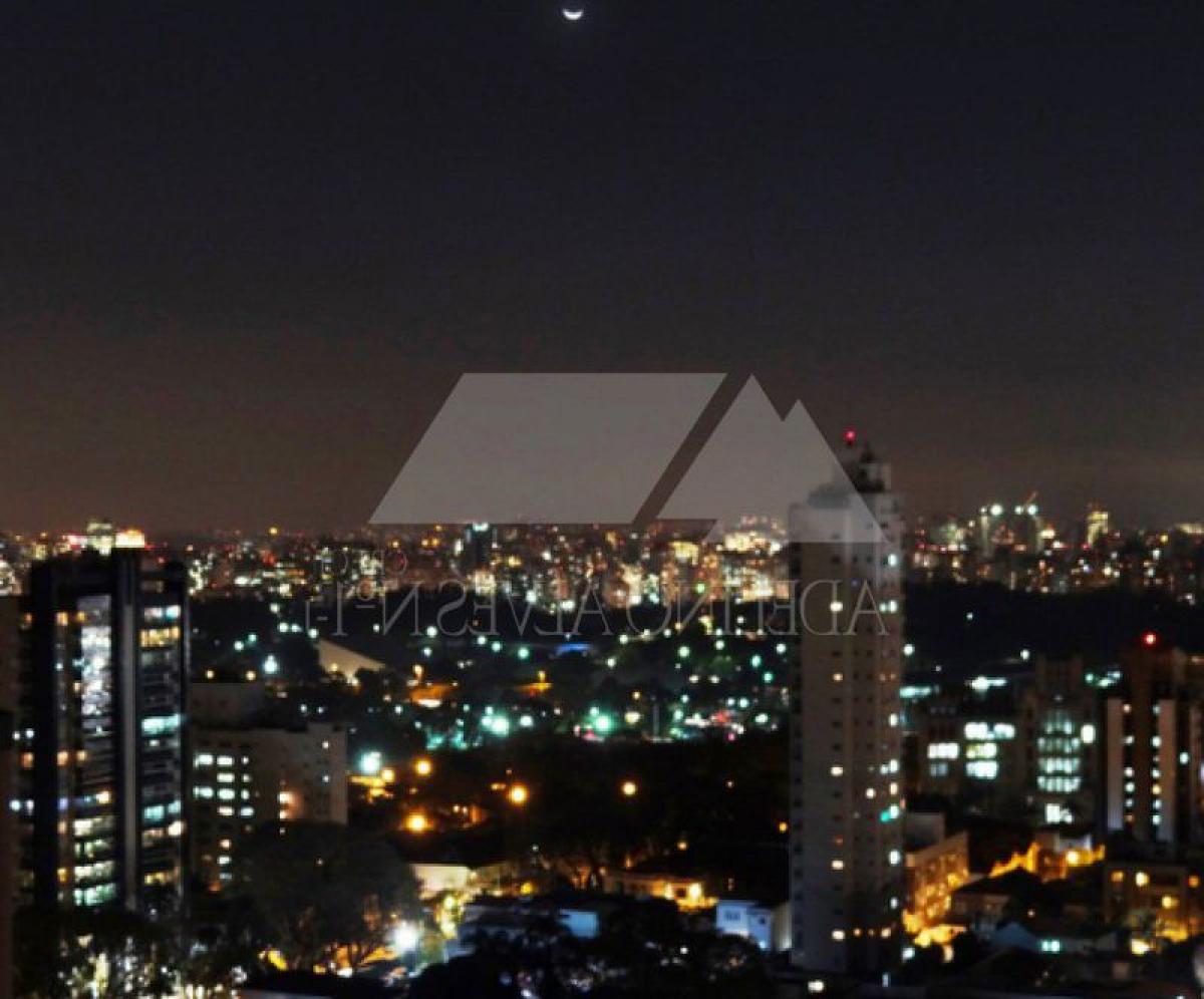 Casa de 3 dormitorios en Sao Paulo, Brazil No. 584616