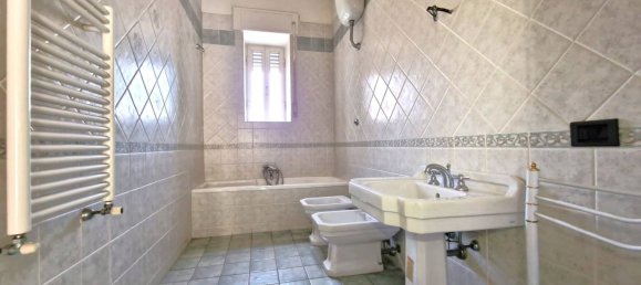 2 bedrooms Apartment in Aversa, Italy No. 83259 32