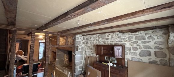 2 bedrooms House in Egletons, France No. 103054 2