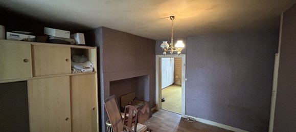 2 bedrooms House in Egletons, France No. 103054 6