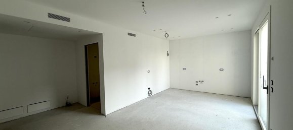 4 rooms Duplex in Castelfranco Veneto, Italy No. 40194 8