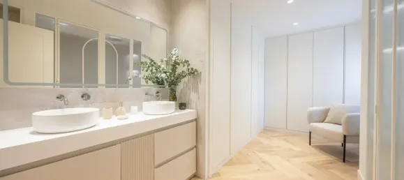 Apartamento de 3 dormitorios en Madrid, Spain No. 158723 13