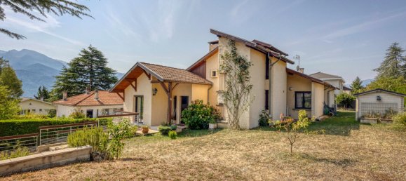 4 bedrooms House in Isere, France No. 327482 20