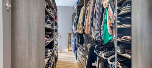 4 bedrooms House in Isere, France No. 327482 9