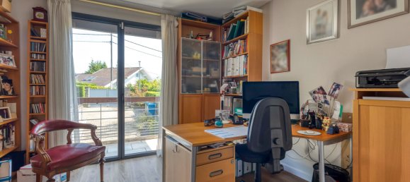 4 bedrooms House in Isere, France No. 327482 13