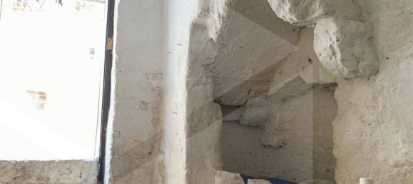 1-Zimmer Lagerhaus in Polignano a Mare, Italy, Nr. 28782 8