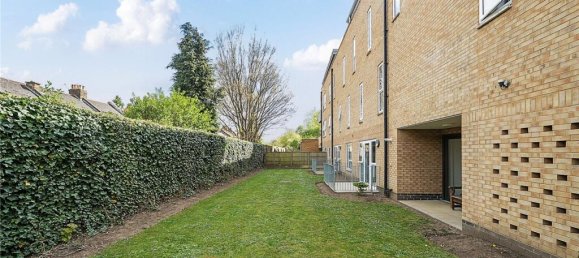 1 bedroom Apartment in Hounslow, United Kingdom No. 12234 10