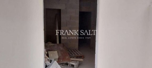 2 bedrooms Apartment in Sannat, Malta No. 1008 4