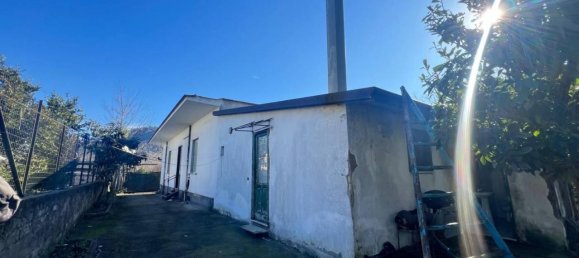 4 rooms House in Palma Campania, Italy No. 120854 6