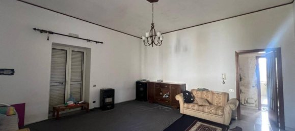 4 rooms House in Palma Campania, Italy No. 120854 9