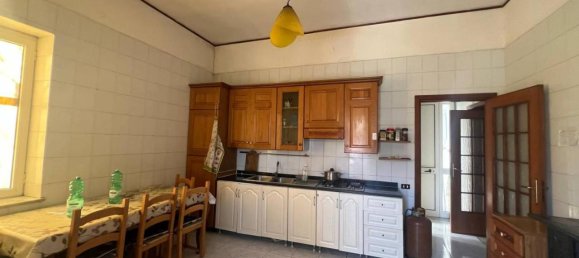 4 rooms House in Palma Campania, Italy No. 120854 12