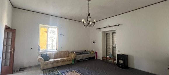 4 rooms House in Palma Campania, Italy No. 120854 10