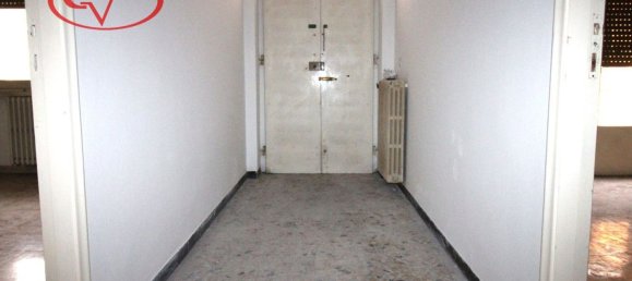 4 rooms Apartment in San Giovanni Valdarno, Italy No. 172745 5