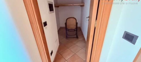 Квартира с 5 спальнями в Реальмонте, Италия № 331643 14