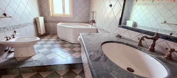 Квартира с 5 спальнями в Реальмонте, Италия № 331643 21