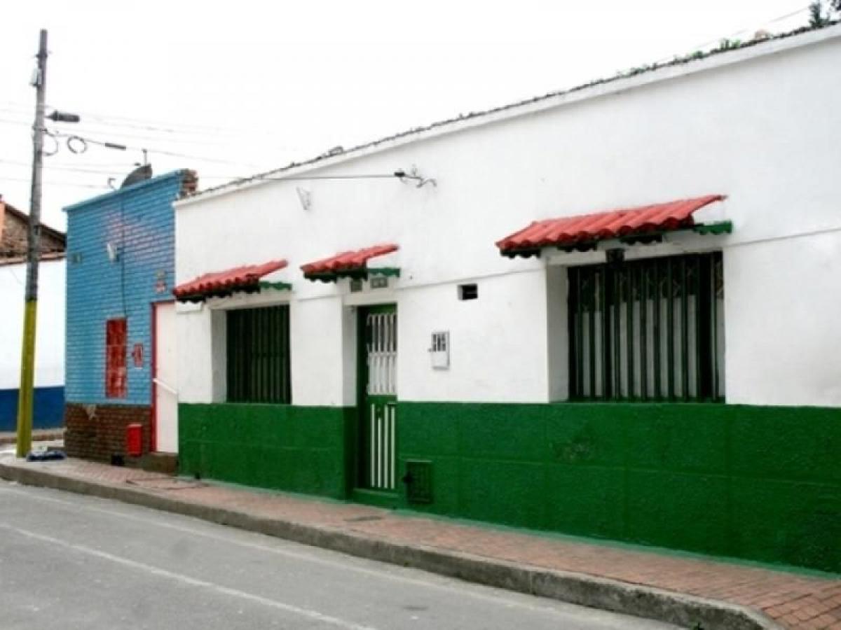 5 bedrooms House in Valle del Cauca, Colombia No. 7310