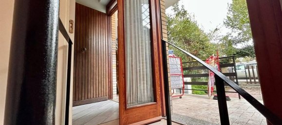 Casa de 3 habitaciónes en Ardea, Italy No. 29713 29