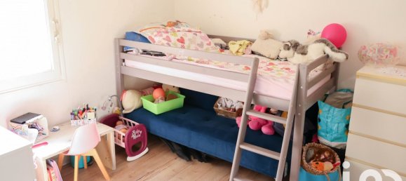 3 bedrooms House in Saint-Esteve, France No. 294828 9