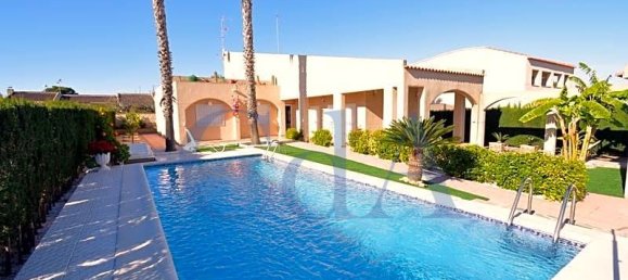 Villa de 5 dormitorios en Torrevieja, Spain No. 4909 25