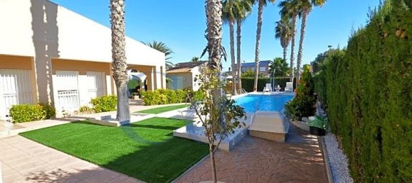 Villa de 5 dormitorios en Torrevieja, Spain No. 4909 7