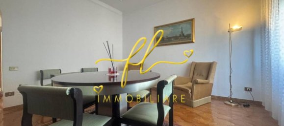 2 bedrooms Apartment in Livorno, Italy No. 352809 3