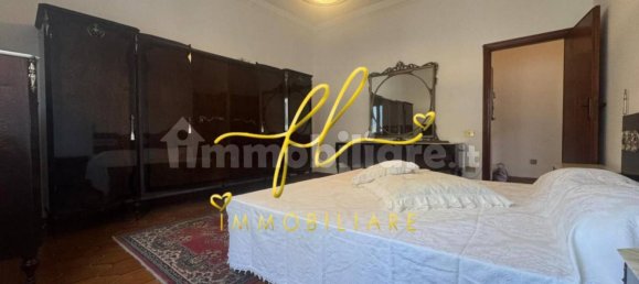 2 bedrooms Apartment in Livorno, Italy No. 352809 10