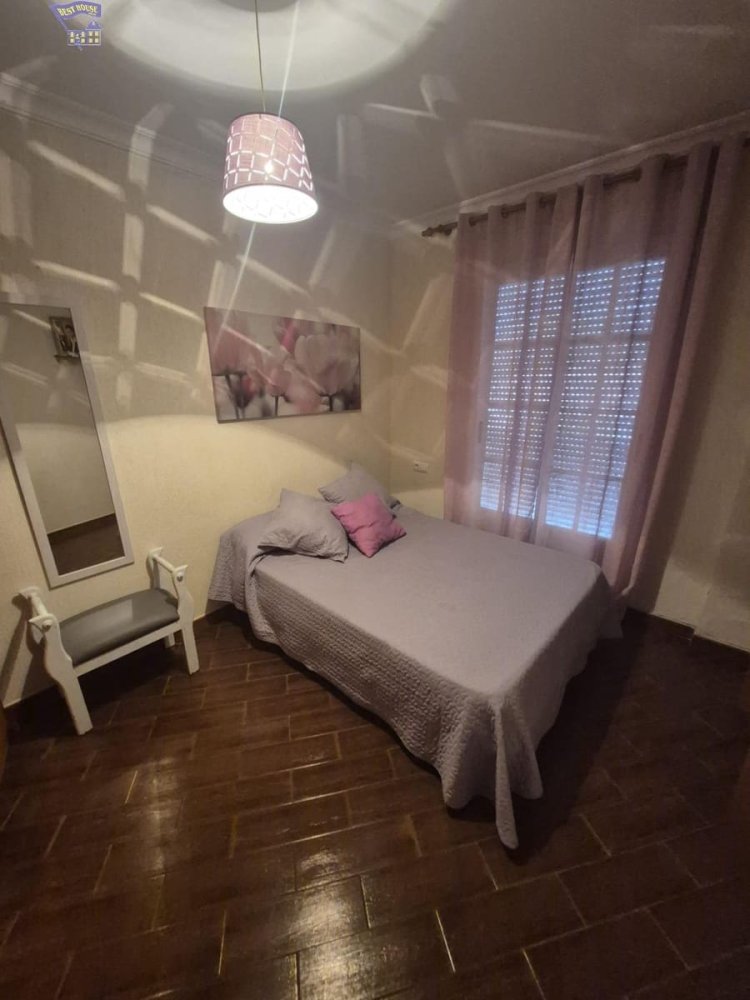 3 bedrooms House in Arcos de la Frontera, Spain No. 183492