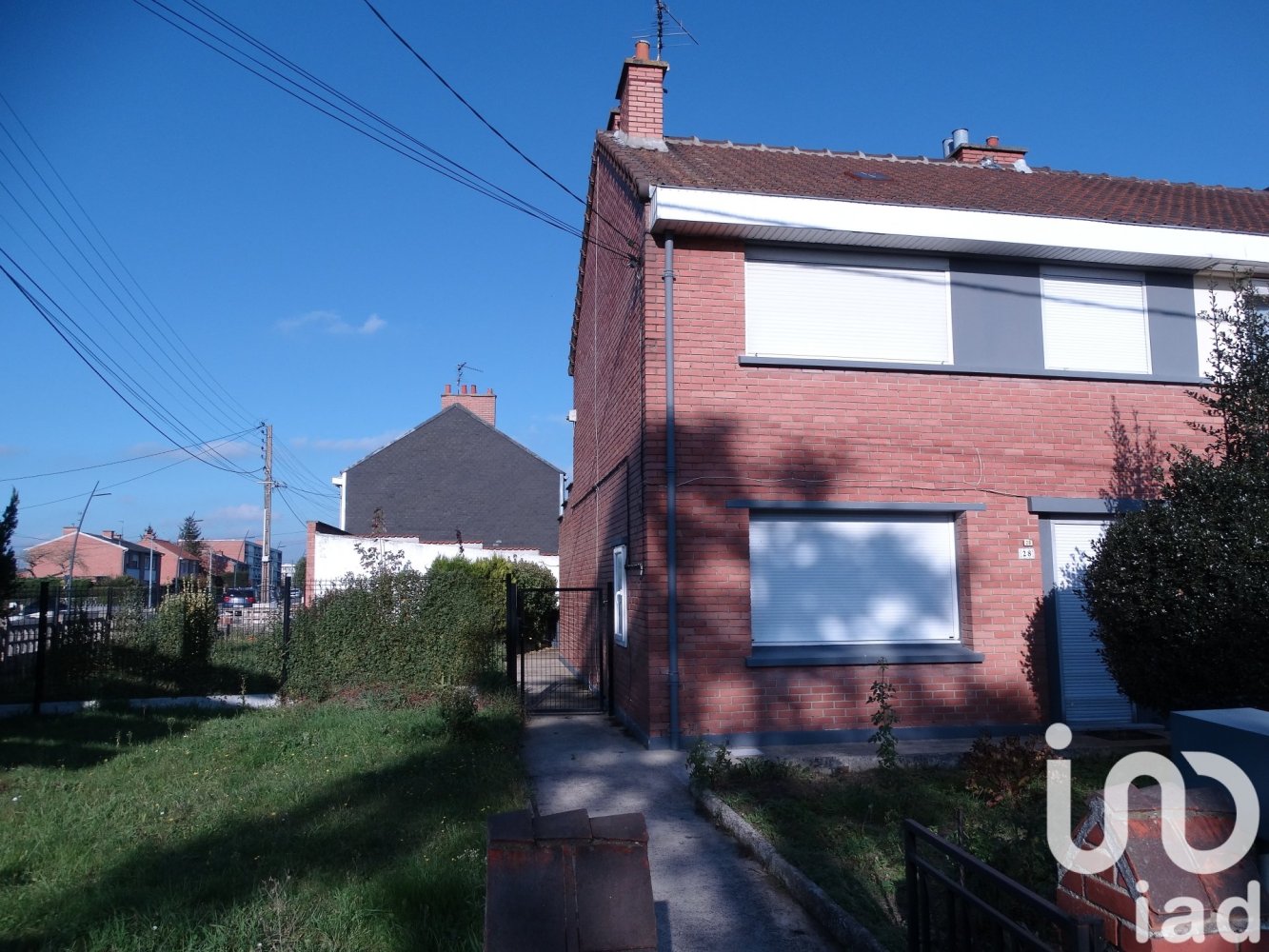 Дом с 4 комнатами в Ла-Басе, Франция № 156517