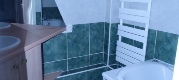 Дом с 4 комнатами в Ла-Басе, Франция № 156517 9