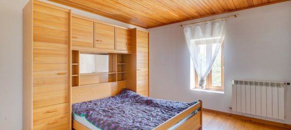 5 bedrooms House in Gironde, France No. 301060 27