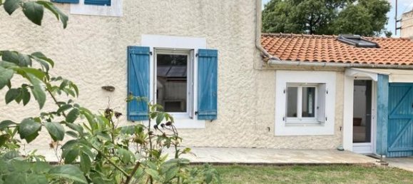 Villa de 2 dormitorios en Loire-Atlantique, France No. 285472 2