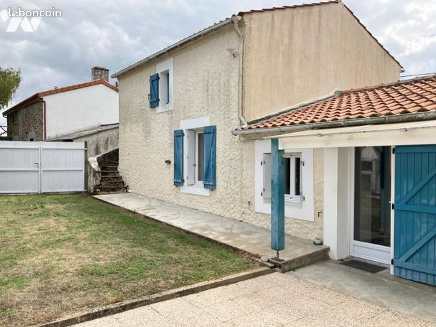 Villa de 2 dormitorios en Loire-Atlantique, France No. 285472