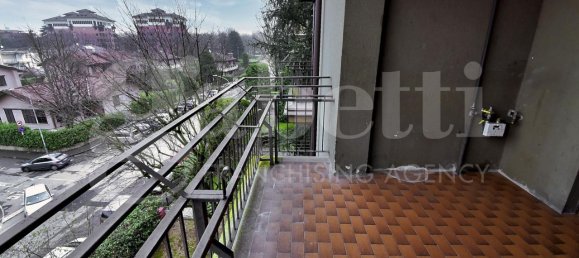 4 rooms Apartment in Vedano al Lambro, Italy No. 146302 8