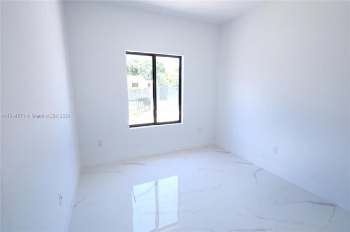 4 bedrooms House in Miami, USA No. 314233