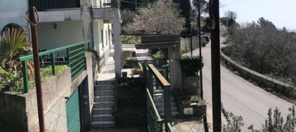 570m² Warehouse in Trentinara, Italy No. 170101 10