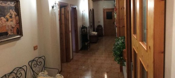 570m² Warehouse in Trentinara, Italy No. 170101 14