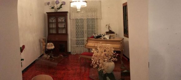 570m² Warehouse in Trentinara, Italy No. 170101 3