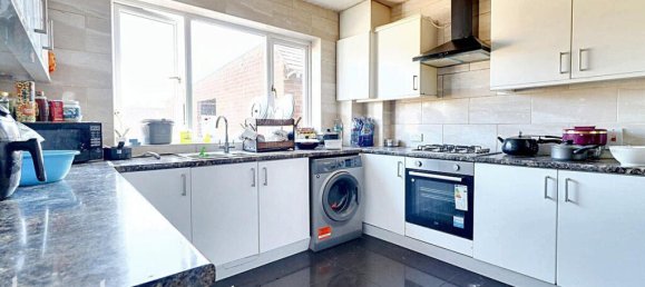 4 Schlafzimmer Haus in Hayes, United Kingdom, Nr. 5032 13