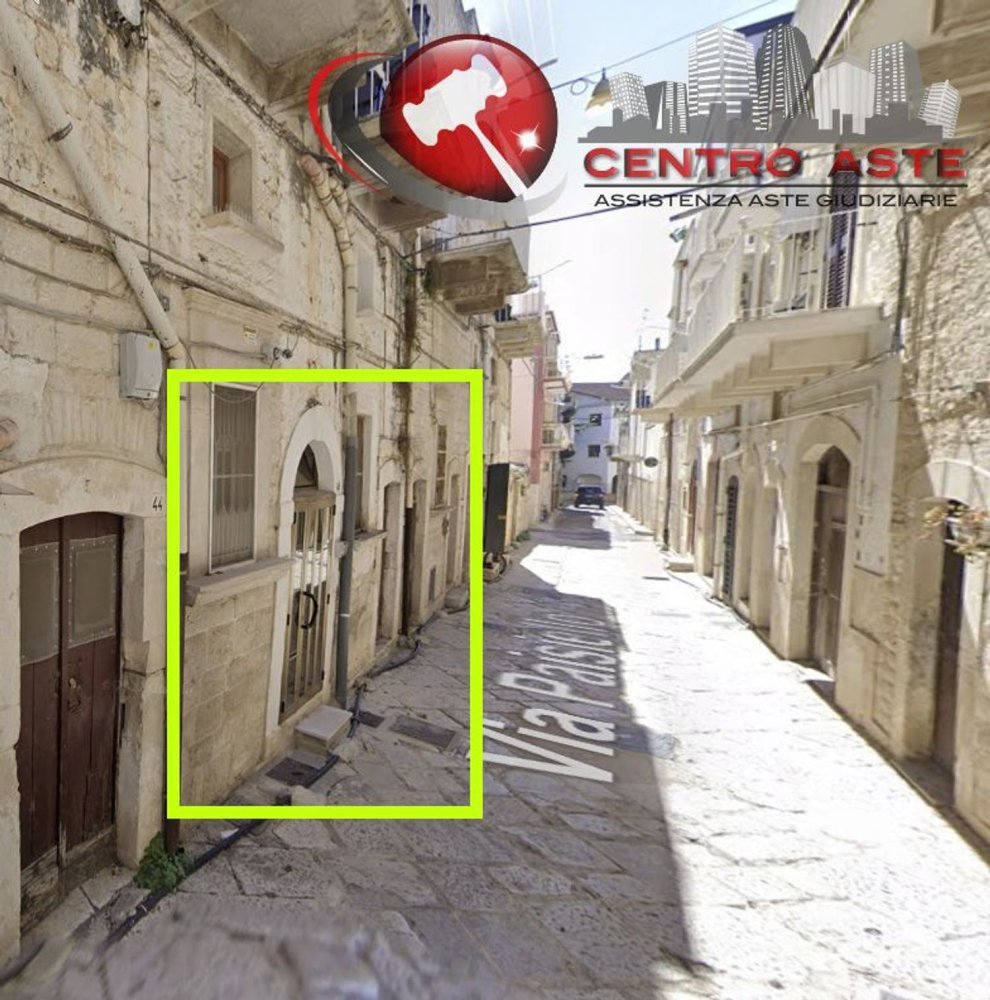 4 rooms Apartment in Terlizzi, Italy No. 233797