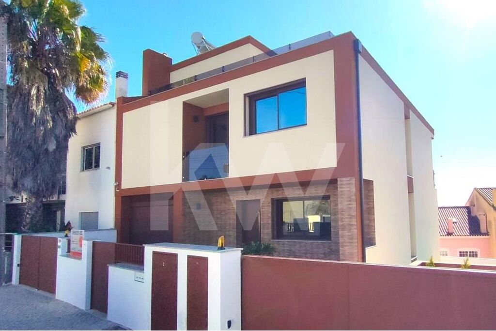 5 bedrooms House in Loures, Portugal No. 93339