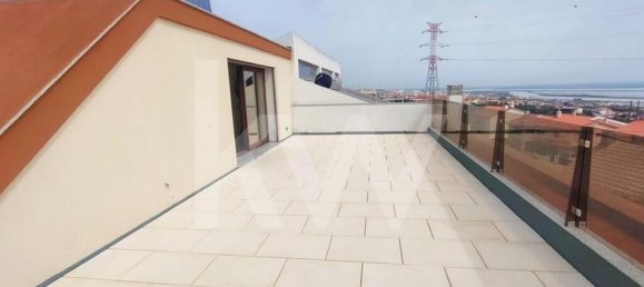 5 bedrooms House in Loures, Portugal No. 93339 9